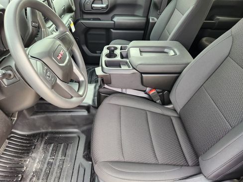 New 2026 GMC Sierra 2500 Pro w/ Convenience Package image 8