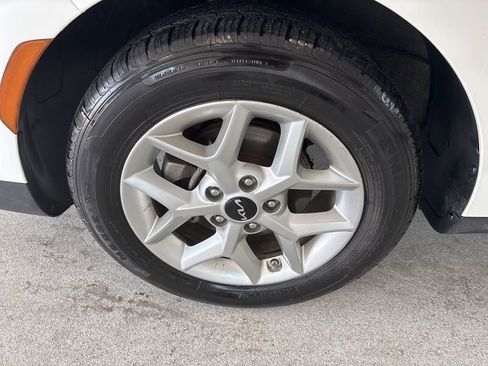 Used 2023 Kia Soul LX w/ Option Group 015 image 5