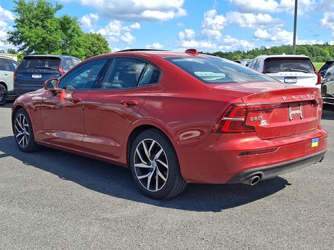 Used 2019 Volvo S60 T6 Momentum w/ Premium Package AWD/4WD image 4