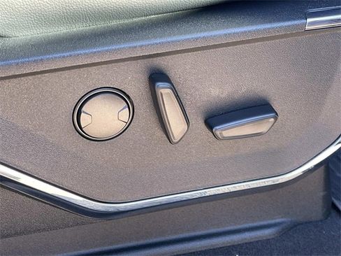 Certified 2024 Ford F250 Lariat w/ Lariat Ultimate Package image 23