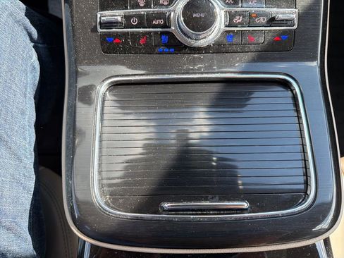 Used 2023 Lincoln Nautilus Reserve w/ Luxury Package image 37