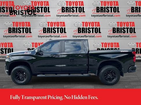 Used 2020 Chevrolet Silverado 1500 LT Trail Boss w/ Midnight Edition AWD/4WD image 8