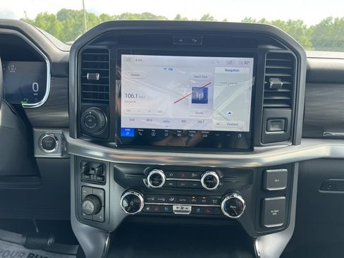 New 2025 Ford F150 Lariat w/ Equipment Group 501A Mid image 21