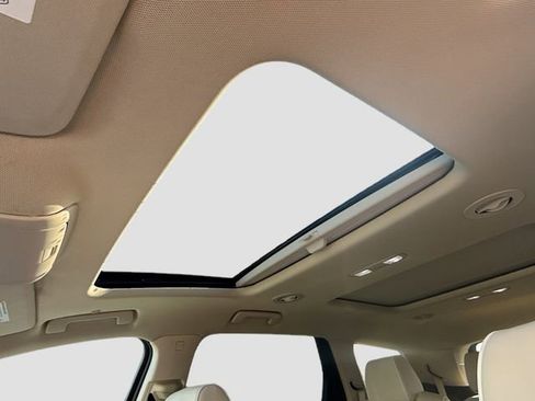 Used 2024 Buick Enclave Avenir w/ Trailering Package, 5000 lbs. FWD image 31