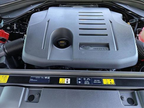 New 2026 Land Rover Range Rover Sport Dynamic SE image 16