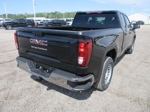New 2026 GMC Sierra 1500 Pro image 4