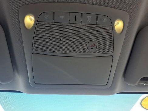 Used 2017 Nissan Rogue Sport SL image 18