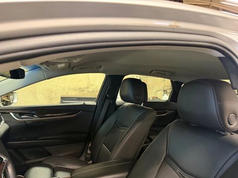 Used 2014 Cadillac XTS Luxury image 21