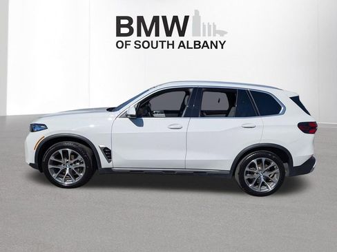 Used 2026 BMW X5 xDrive40i w/ Climate Comfort Package AWD/4WD image 4