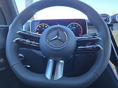New 2026 Mercedes-Benz GLC 300 4MATIC image 17