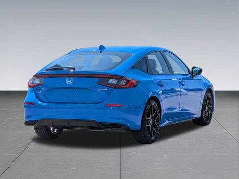 Used 2024 Honda Civic Sport image 5