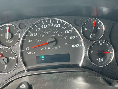 Used 2025 GMC Savana 2500 w/ Driver Convenience Package RWD image 13
