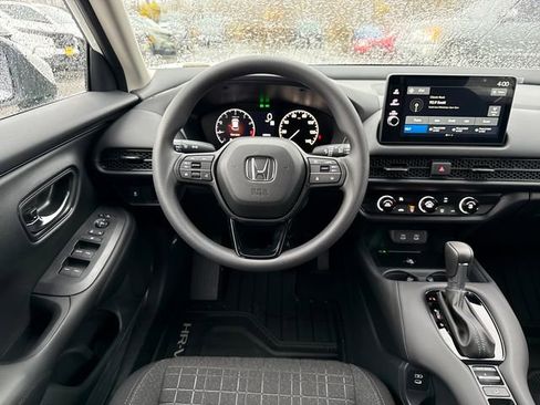 New 2026 Honda HR-V LX image 28