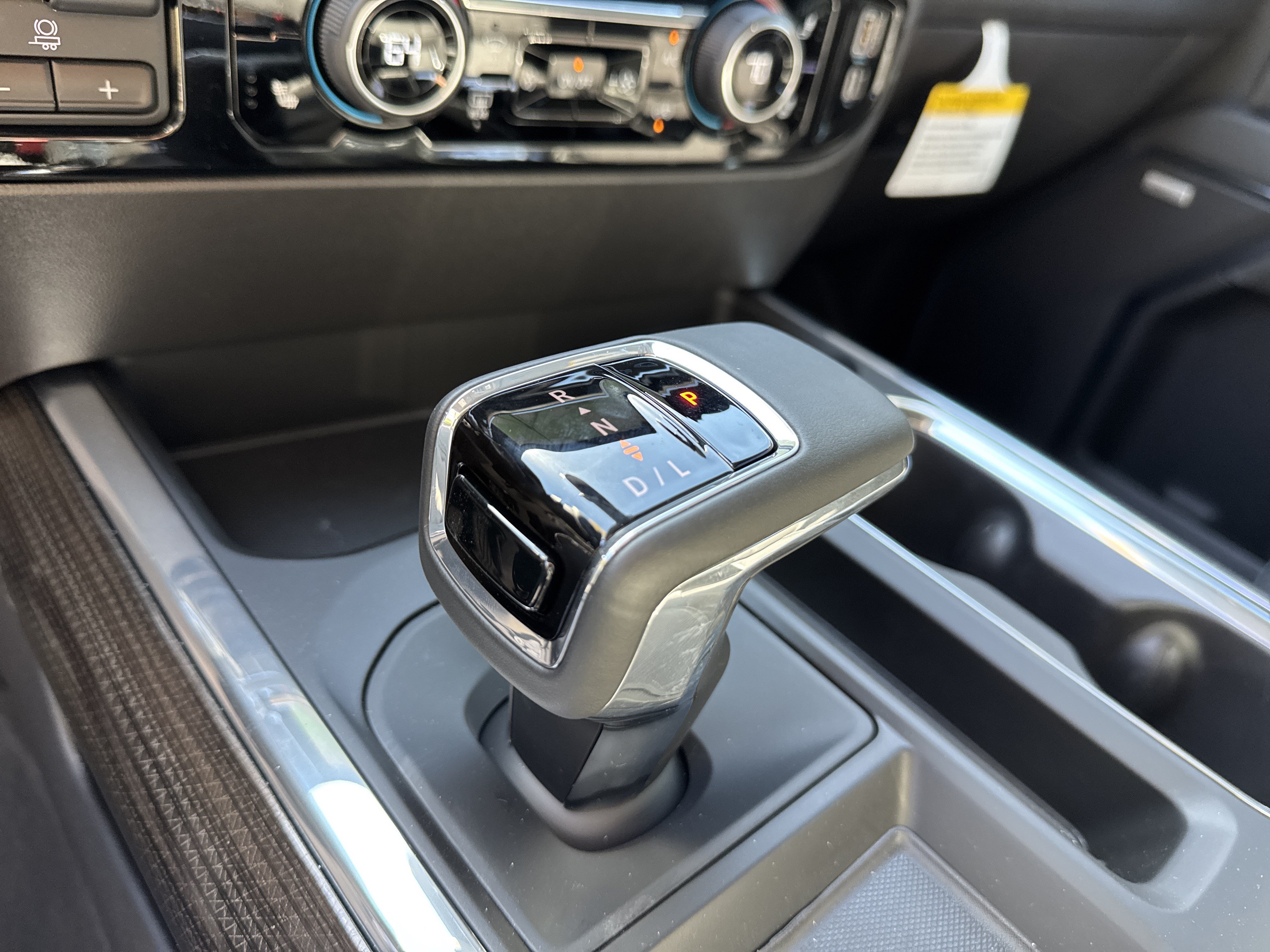 New 2026 Chevrolet Silverado 1500 RST w/ Z71 Off-Road Package AWD/4WD image 31
