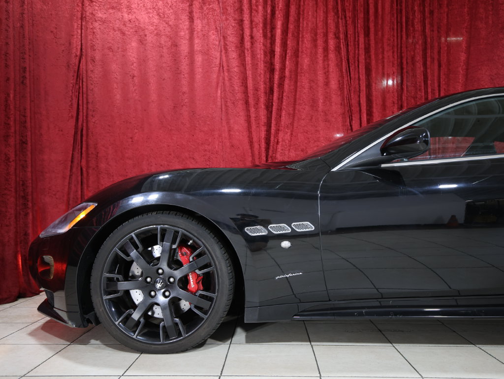 Used 2012 Maserati GranTurismo S RWD image 5