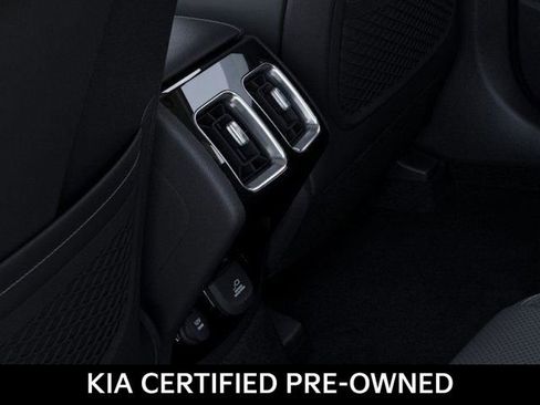 Certified 2025 Kia Sorento SX Prestige AWD/4WD image 26