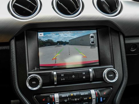 Used 2019 Ford Mustang Premium RWD image 20