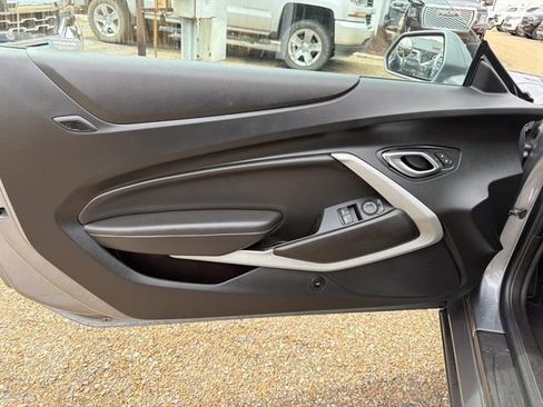 Used 2019 Chevrolet Camaro LT RWD image 24