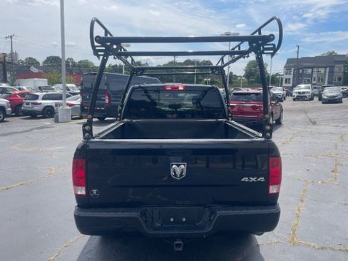 Used 2019 RAM 1500 Express AWD/4WD image 6
