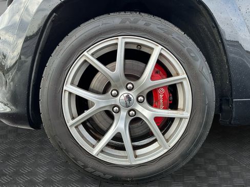 Used 2016 Jeep Grand Cherokee SRT w/ Trailer Tow Group IV image 12