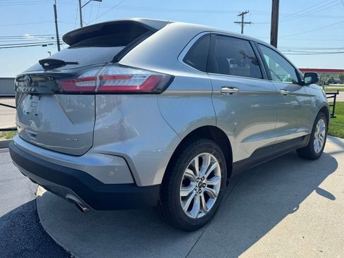 Used 2024 Ford Edge Titanium AWD/4WD image 7