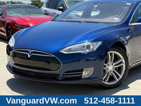 Used 2016 Tesla Model S 70 RWD image 2
