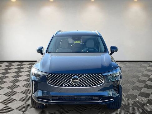 New 2026 Volvo XC90 B6 Ultra image 8