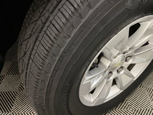 Used 2019 Chevrolet Silverado 1500 LT w/ All-Star Edition AWD/4WD image 47