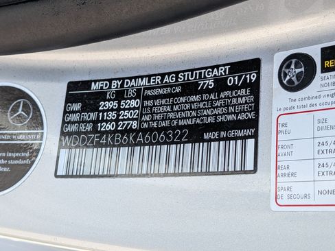 Used 2019 Mercedes-Benz E 300 4MATIC image 32