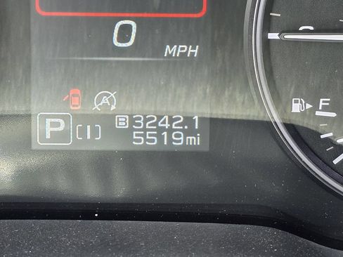 Certified 2025 Subaru Crosstrek 2.5i Premium AWD/4WD image 28