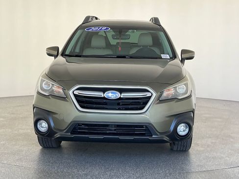 Used 2019 Subaru Outback 2.5i Limited AWD/4WD image 10