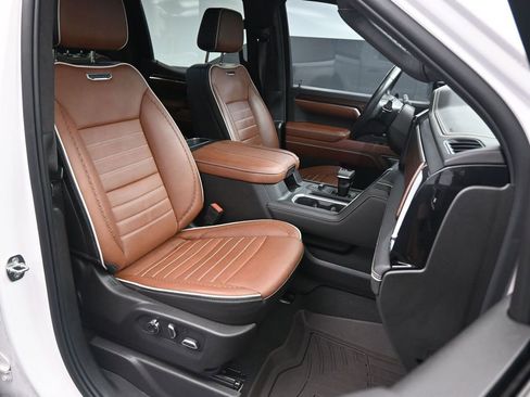 Used 2024 GMC Sierra 1500 Denali Ultimate AWD/4WD image 14