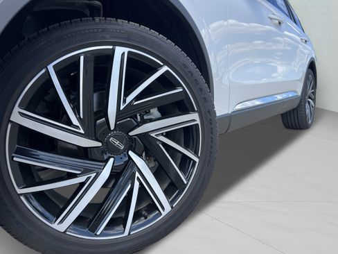 New 2025 Lincoln Aviator Reserve w/ Equipment Group 201A AWD/4WD image 34