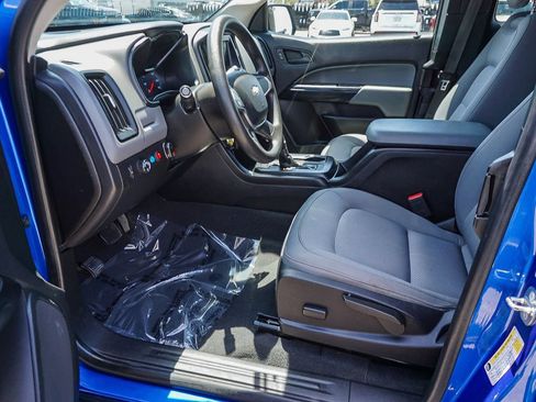 Used 2019 Chevrolet Colorado W/T w/ WT Convenience Package RWD image 17