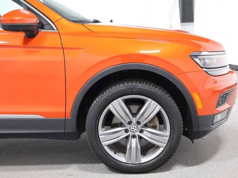 Used 2018 Volkswagen Tiguan SEL Premium AWD/4WD image 11
