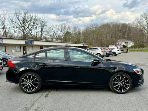 Used 2018 Volvo S60 T5 Dynamic w/ Vision Package image 8