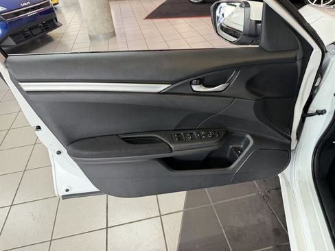 Used 2020 Honda Civic LX image 17