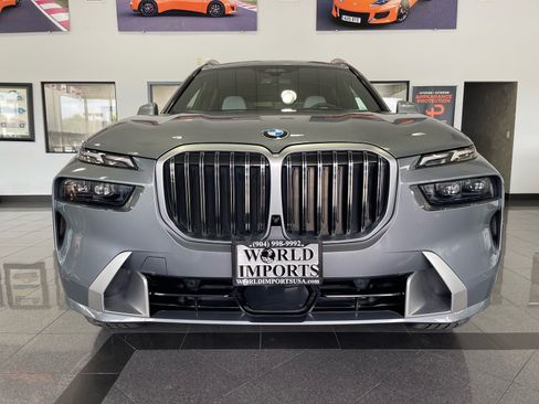 Used 2023 BMW X7 xDrive40i w/ Executive Package AWD/4WD image 8