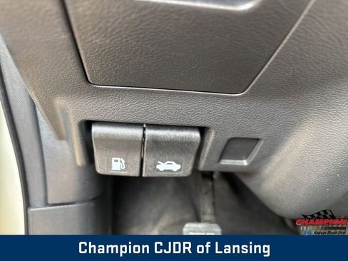 Used 2022 Nissan Murano SL AWD/4WD image 34