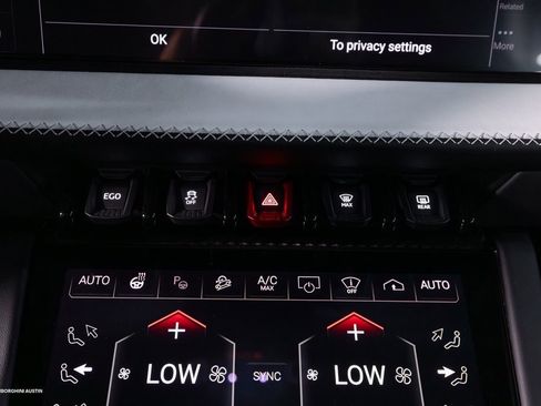 New 2025 Lamborghini Urus SE image 33