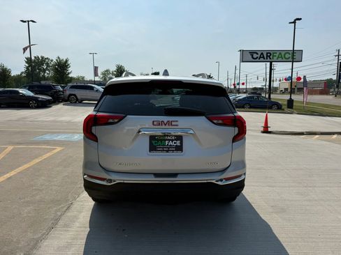Used 2020 GMC Terrain SLT AWD/4WD image 10