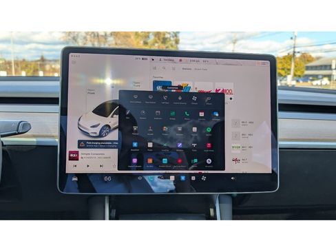 Used 2021 Tesla Model Y 2WD image 24