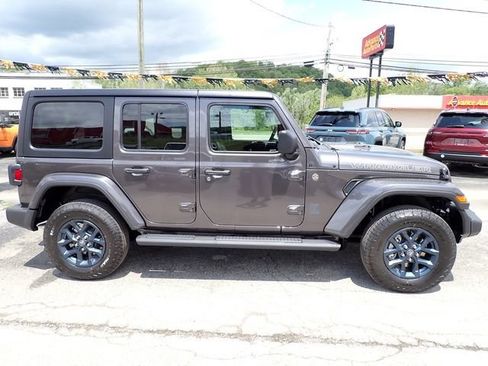New 2026 Jeep Wrangler Unlimited Sport AWD/4WD image 9