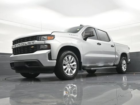 Used 2021 Chevrolet Silverado 1500 Custom RWD image 22
