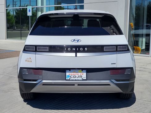 Used 2023 Hyundai Ioniq 5 SEL w/ Cargo Package AWD/4WD image 6
