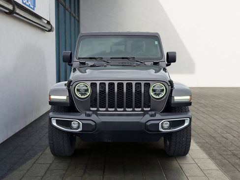 Used 2022 Jeep Gladiator Sport image 8