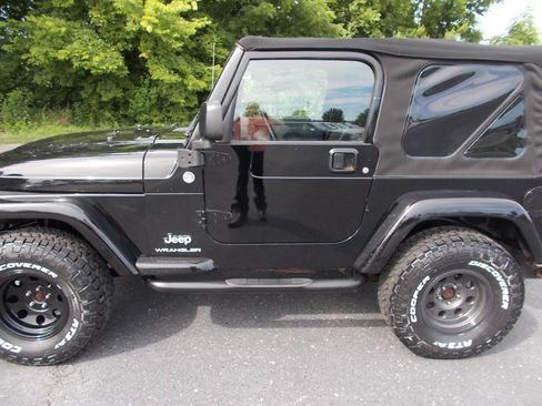 Used 2005 Jeep Wrangler X w/ Rocky Mountain Edition Group AWD/4WD image 6