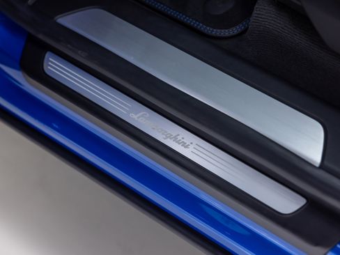 Used 2019 Lamborghini Urus image 76