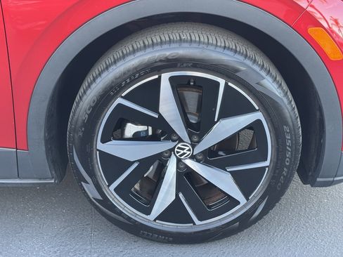 Used 2025 Volkswagen ID.4 Pro S image 12