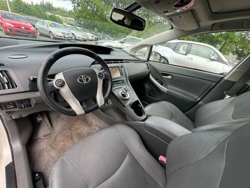 Used 2010 Toyota Prius Five FWD image 12